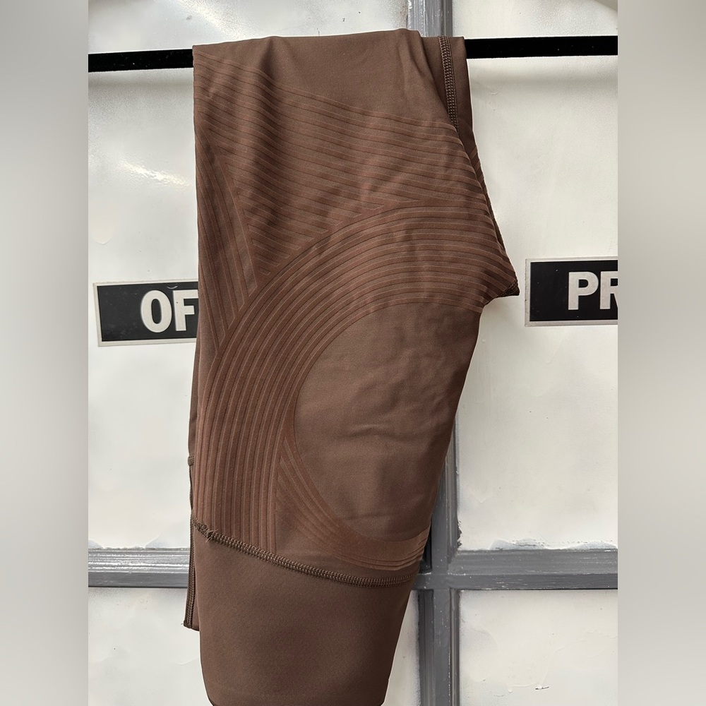Brown Fanka Women's Sculpting Leggings